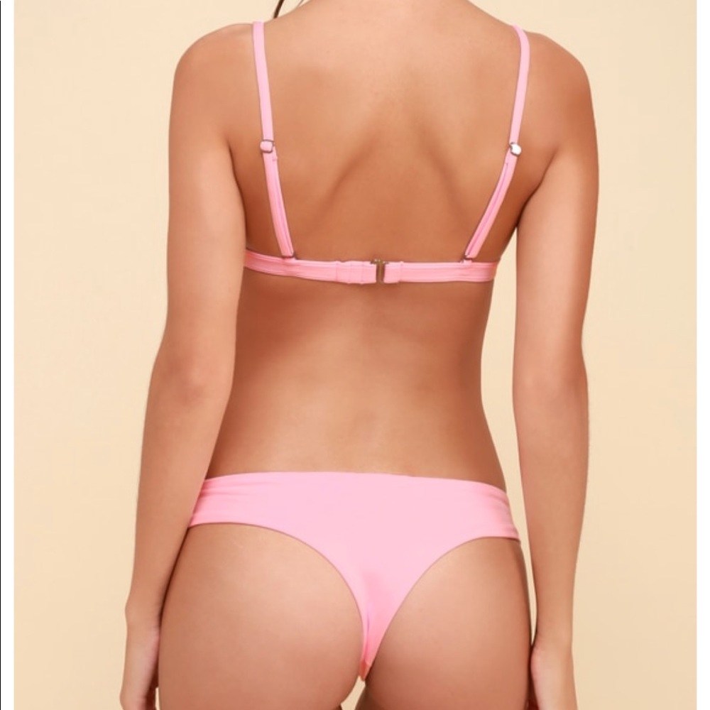 5🌟Sale 🌟  Stunning Pink Brazilian Thong Bikini - Picture 4 of 5